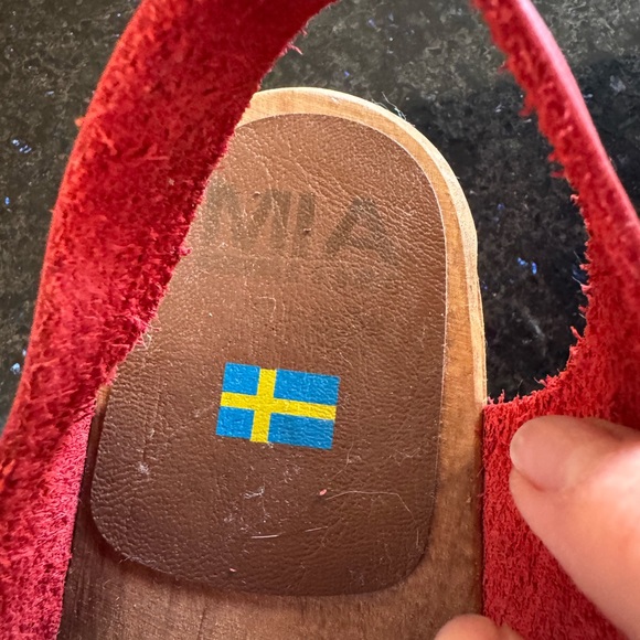 Mia Wooden Clogs – Scandinavian Style, Red Leather, Size 38 (US 8) - Picture 5 of 8